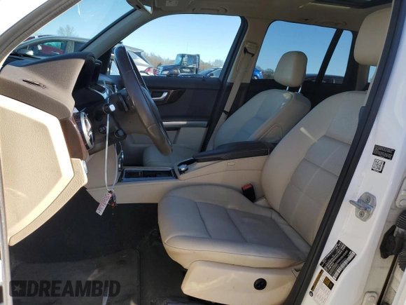 2015 Mercedes-Benz GLK 250 with VIN WDCGG0EB8FG433824, listed as a Copart auction lot 82274453 with 106,209 mi miles and . Bid and sale history available at DreamBid. Image 7.