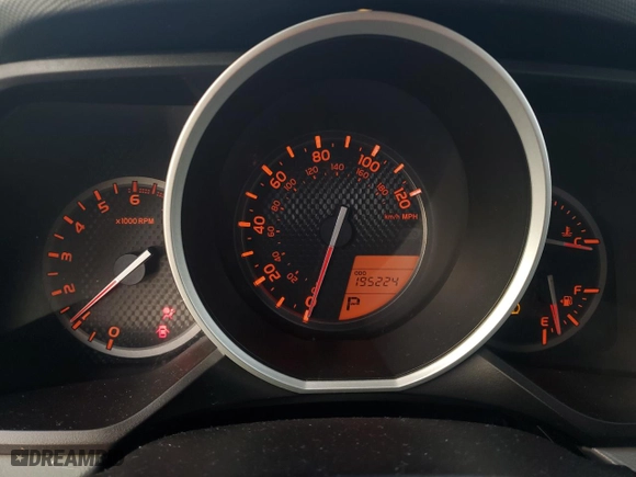 2011 Toyota 4Runner SR5 with VIN JTEZU5JR9B5027110, listed as a Copart auction lot 44232085 with 195,224 mi miles and Salvage Title. Bid and sale history available at carsss.com. Image 9.
