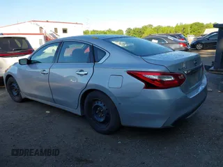 2016 Nissan Altima SL with VIN 1N4AL3AP6GC270230, listed as a IAAI auction lot 42211085 with 118,703 mi miles and . Bid and sale history available at carsss.com. Image 3.