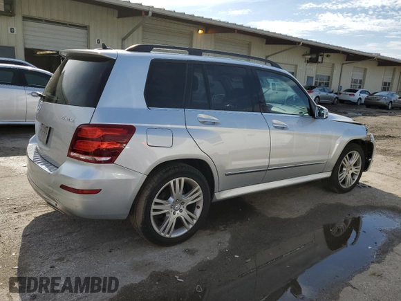 2015 Mercedes-Benz GLK 350 with VIN WDCGG8JB7FG419675, listed as a Copart auction lot 54495065 with 231,259 mi miles and Salvage Title. Bid and sale history available at DreamBid. Image 3.