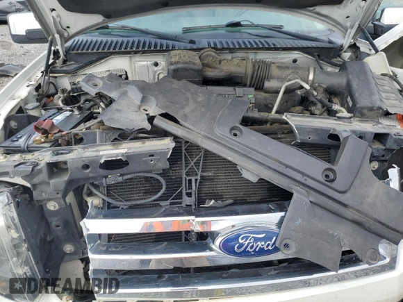 2013 Ford Expedition Limited z VIN 1FMJU1K54DEF55738, wystawiony jako Copart lot #56930915 z przebiegiem 147 658 mil mil oraz Szkoda całkowita • Salvage title. Historia ofert i sprzedaży dostępna na DreamBid. Obrazek 12.