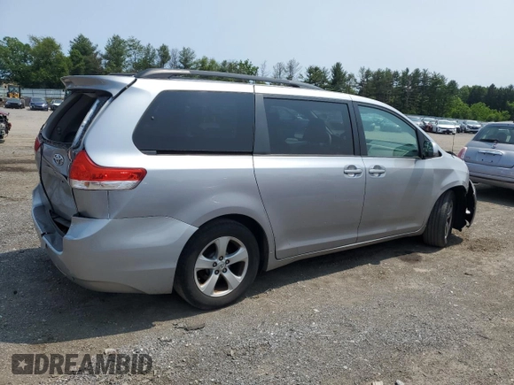 2011 Toyota Sienna LE AAS with VIN 5TDKK3DC0BS172912, listed as a Copart auction lot 59178015 with 137,140 mi miles and Salvage title. Bid and sale history available at DreamBid. Image 3.