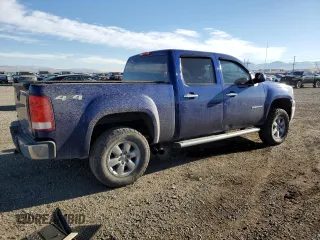 2013 GMC Sierra 1500 SLT with VIN 3GTP2WE71DG331995, listed as a Copart auction lot 81827544 with 215,821 mi miles and Salvage title. Bid and sale history available at DreamBid. Image 3.