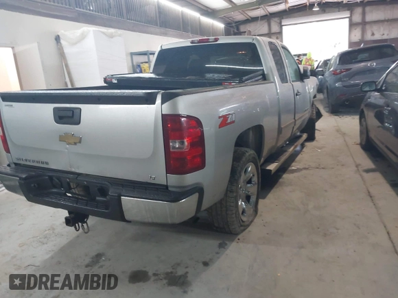 2007 Chevrolet Silverado 1500 Work Truck with VIN 2GCEC19C771603879, listed as a IAAI auction lot 42086392 with 307,745 mi miles and . Bid and sale history available at DreamBid. Image 4.