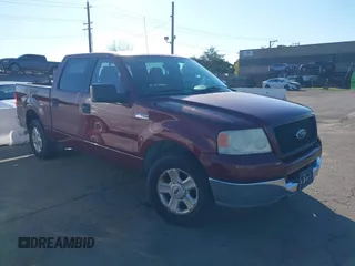 2004 Ford F-150 XLT with VIN 1FTRW12W84KC11390, listed as a IAAI auction lot 41461317 with 173,832 mi miles. Bid and sale history available at carsss.com. Image 1.