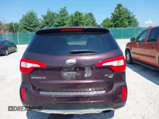 2014 Kia Sorento SX Limited with VIN 5XYKW4A76EG494568, listed as a IAAI auction lot 42655032 with 154,031 mi miles and . Bid and sale history available at DreamBid. Image 16.