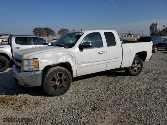 2012 Chevrolet Silverado 1500 LT with VIN 1GCRCSE09CZ149039, listed as a Copart auction lot 46302305 with 273,511 mi miles and Clean Title. Bid and sale history available at carsss.com. Image 1.