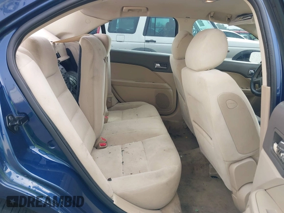 2007 Ford Fusion SE with VIN 3FAHP07117R175015, listed as a IAAI auction lot 41881420 with 217,978 mi miles. Bid and sale history available at carsss.com. Image 8.
