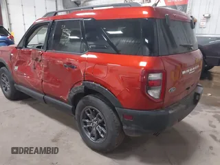 2024 Ford Bronco Sport Big Bend z VIN 3FMCR9B6XRRE82851, wystawiony jako IAAI lot #41999432 z przebiegiem 26 825 mil mil oraz . Historia ofert i sprzedaży dostępna na DreamBid. Obrazek 3.