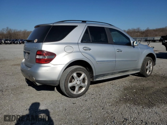 2008 Mercedes-Benz M 350 with VIN 4JGBB86E78A399687, listed as a Copart auction lot 48673775 with 190,936 mi miles and Salvage Title. Bid and sale history available at DreamBid. Image 3.