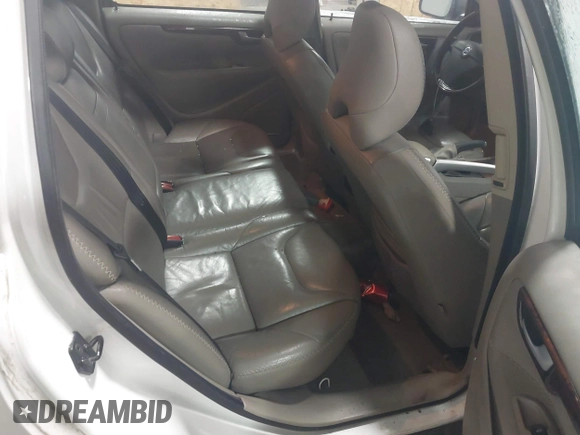 2005 Volvo XC70 with VIN YV1SZ592751190343, listed as a IAAI auction lot 41517785 with 202,533 mi miles and . Bid and sale history available at DreamBid. Image 8.