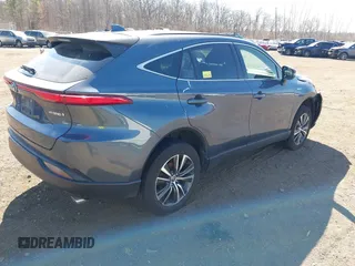 2021 Toyota Venza LE with VIN JTEAAAAH2MJ002520, listed as a IAAI auction lot 41768770 with 147,673 mi miles and . Bid and sale history available at carsss.com. Image 4.