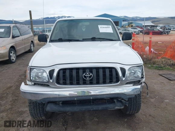 2003 Toyota Tacoma with VIN 5TEWN72N23Z246937, listed as a IAAI auction lot 41868085 with 220,973 mi miles. Bid and sale history available at carsss.com. Image 12.