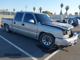 2007 Chevrolet Silverado 1500 LS with VIN 2GCEC13V771135632, listed as a IAAI auction lot 41770675 with 205,704 mi miles and . Bid and sale history available at DreamBid. Image 1.
