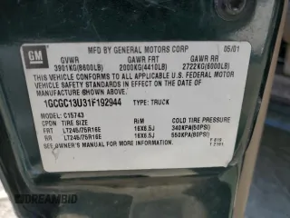 2001 Chevrolet Silverado 1500HD LS z VIN 1GCGC13U31F192944, wystawiony jako Copart lot #55082495 z przebiegiem 248 988 mil mil oraz Szkoda całkowita • Salvage title. Historia ofert i sprzedaży dostępna na DreamBid. Obrazek 12.