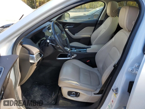 2019 Jaguar F-Pace 25t Prestige with VIN SADCK2FX1KA392222, listed as a Copart auction lot 76044604 with 105,235 mi miles and Salvage Title. Bid and sale history available at DreamBid. Image 7.