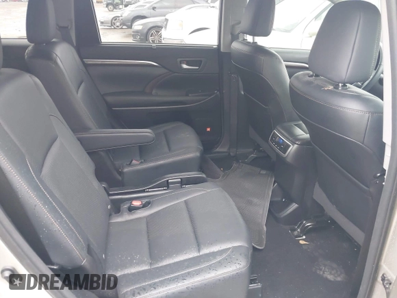 2015 Toyota Highlander Limited z VIN 5TDYKRFH9FS052053, wystawiony jako IAAI lot #41567437 z przebiegiem 42 464 mil mil oraz . Historia ofert i sprzedaży dostępna na DreamBid. Obrazek 8.