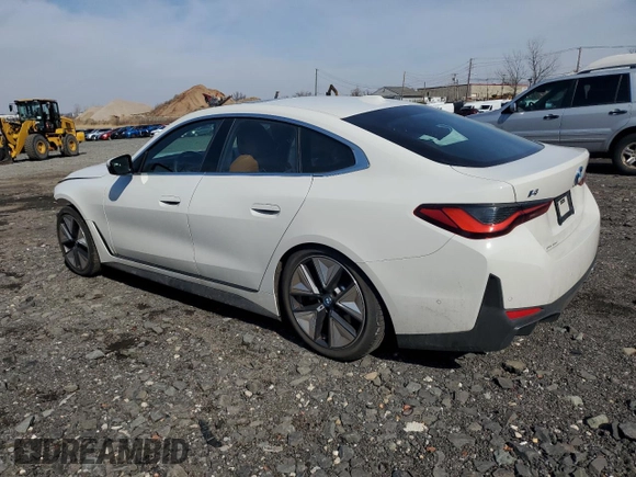 2024 BMW i4 xDrive40 z VIN WBY83FB06RFS94880, wystawiony jako Copart lot #45084805 z przebiegiem 7 053 mil mil oraz Szkoda całkowita • Salvage title. Historia ofert i sprzedaży dostępna na DreamBid. Obrazek 2.