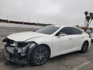 2024 Lexus ES 300h с VIN 58ADA1C10RU041151, выставлен на аукционе Copart как лот 60117955 с пробегом 78 728 миль миль и Списание • Salvage title. История ставок и продаж доступна на DreamBid. Изображение 1.