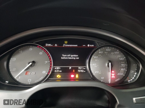 2017 Audi S8 z VIN WUAJ5AFD3HN900060, wystawiony jako Copart lot #42302065 z przebiegiem 79 782 mil mil oraz Szkoda całkowita • Salvage title. Historia ofert i sprzedaży dostępna na DreamBid. Obrazek 9.