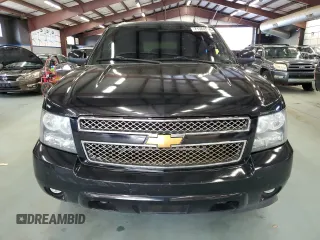 2014 Chevrolet Suburban LT with VIN 1GNSKJE77ER131290, listed as a Copart auction lot 71351994 with 258,058 mi miles and Clean Title. Bid and sale history available at carsss.com. Image 5.