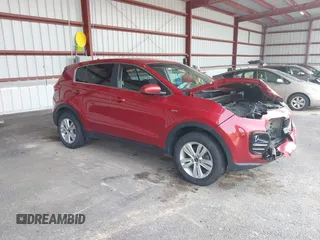 2018 Kia Sportage LX z VIN KNDPMCAC9J7386293, wystawiony jako IAAI lot #42399167 z przebiegiem 124 258 mil mil oraz . Historia ofert i sprzedaży dostępna na DreamBid. Obrazek 1.