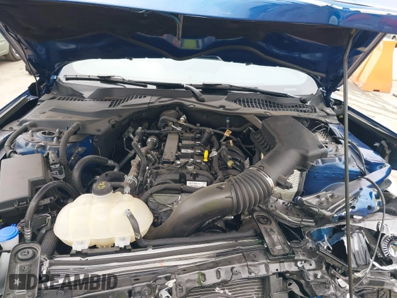 2022 Ford Mustang EcoBoost z VIN 1FATP8UH7N5144894, wystawiony jako IAAI lot #42173373 z przebiegiem 12 066 mil mil oraz . Historia ofert i sprzedaży dostępna na DreamBid. Obrazek 10.