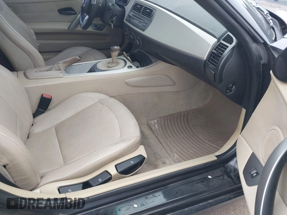 2004 BMW Z4 2.5i with VIN 4USBT33524LR67023, listed as a IAAI auction lot 41610200 with 100,307 mi miles and . Bid and sale history available at DreamBid. Image 5.