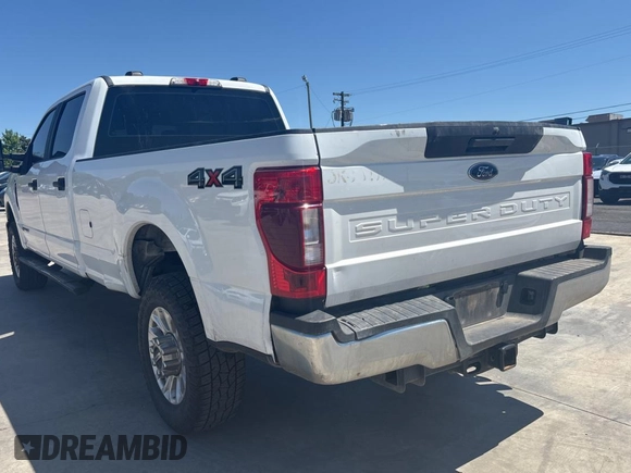 2022 Ford F-350 XL with VIN 1FT8W3BT7NEC73201, listed as a Copart auction lot 54583985 with 166,621 mi miles and Clean Title. Bid and sale history available at DreamBid. Image 3.