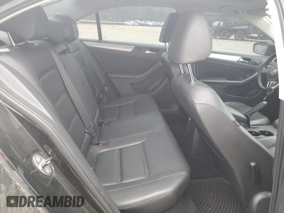 2013 Volkswagen Jetta Sedan SE with VIN 3VWDP7AJ3DM438377, listed as a Copart auction lot 47933375 with 127,319 mi miles and Salvage Title. Bid and sale history available at carsss.com. Image 10.