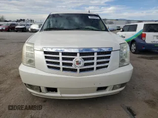 2009 Cadillac Escalade z VIN 1GYFK43589R134714, wystawiony jako Copart lot #48084395 z przebiegiem 154 359 mil mil oraz Czysty tytuł • Clean title. Historia ofert i sprzedaży dostępna na DreamBid. Obrazek 5.