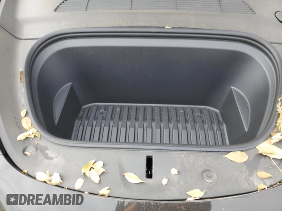 2022 Tesla Model Y Performance with VIN 7SAYGDEF3NF546385, listed as a Copart auction lot 83784984 with 30,769 mi miles and Salvage Title. Bid and sale history available at DreamBid. Image 12.