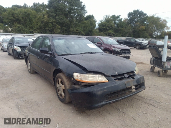 2000 Honda Accord EX z VIN 1HGCG5654YA033907, wystawiony jako IAAI lot #37283152 z przebiegiem 186 047 mil mil oraz . Historia ofert i sprzedaży dostępna na DreamBid. Obrazek 1.
