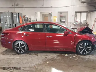 2018 Nissan Altima 2.5 SV with VIN 1N4AL3AP5JC198699, listed as a IAAI auction lot 41609046 with 60,807 mi miles. Bid and sale history available at carsss.com. Image 13.