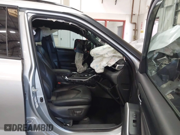 2021 Toyota Highlander XSE with VIN 5TDJZRBH8MS072794, listed as a IAAI auction lot 42521509 with 67,058 mi miles and . Bid and sale history available at DreamBid. Image 5.