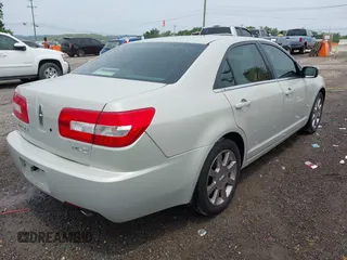 2007 Lincoln MKZ with VIN 3LNHM26T27R671244, listed as a IAAI auction lot 42484850 with 180,898 mi miles and . Bid and sale history available at DreamBid. Image 4.