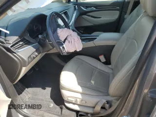 2019 Buick Enclave Essence with VIN 5GAERBKW5KJ204767, listed as a Copart auction lot 53698565 with 61,637 mi miles and Clean Title. Bid and sale history available at DreamBid. Image 7.