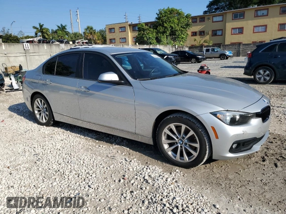 2017 BMW 3 Series 320i z VIN WBA8E1G51HNU13536, wystawiony jako Copart lot #56776245 z przebiegiem 78 809 mil mil oraz Szkoda całkowita • Salvage title. Historia ofert i sprzedaży dostępna na DreamBid. Obrazek 4.