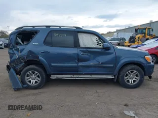 2006 Toyota Sequoia SR5 with VIN 5TDBT44A46S272938, listed as a IAAI auction lot 40974081 with 250,478 mi miles and . Bid and sale history available at DreamBid. Image 12.
