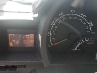 2012 Scion iQ z VIN JTNJJXB02CJ015858, wystawiony jako Copart lot #55963055 z przebiegiem 37 122 mil mil oraz Nie do naprawy • Non repairable. Historia ofert i sprzedaży dostępna na DreamBid. Obrazek 9.