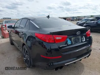 2015 Kia Optima SX Turbo with VIN 5XXGR4A6XFG403568, listed as a IAAI auction lot 42200293 with 199,639 mi miles and . Bid and sale history available at DreamBid. Image 3.