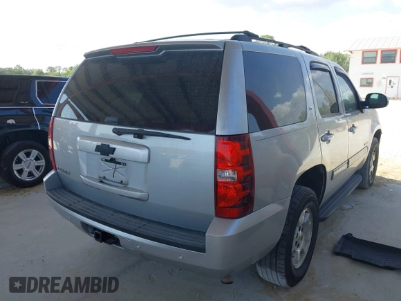 2013 Chevrolet Tahoe LT z VIN 1GNSCBE04DR238222, wystawiony jako IAAI lot #42228643 z przebiegiem 214 525 mil mil oraz . Historia ofert i sprzedaży dostępna na DreamBid. Obrazek 4.