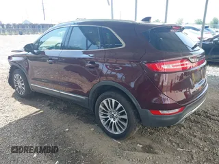 2017 Lincoln MKC Reserve с VIN 5LMCJ3D97HUL30963, выставлен на аукционе IAAI как лот 42502238 с пробегом 51 038 миль миль и . История ставок и продаж доступна на DreamBid. Изображение 3.