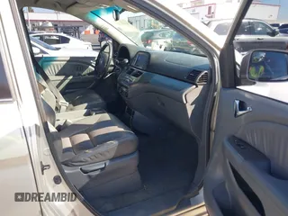 2005 Honda Odyssey TOURING with VIN 5FNRL38865B128519, listed as a IAAI auction lot 41830182 with 171,010 mi miles. Bid and sale history available at carsss.com. Image 5.