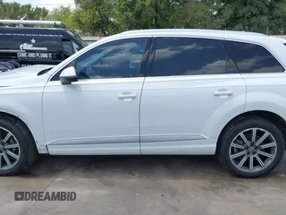 2017 Audi Q7 Premium Plus with VIN WA1LHAF79HD037532, listed as a IAAI auction lot 42549373 with 50,076 mi miles and . Bid and sale history available at DreamBid. Image 15.