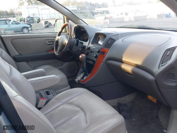 2001 Lexus RX 300 with VIN JTJHF10U810221788, listed as a IAAI auction lot 41606372 with 160,592 mi miles. Bid and sale history available at carsss.com. Image 5.