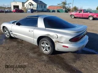 2000 Pontiac Firebird with VIN 2G2FS22K5Y2161683, listed as a IAAI auction lot 41690780 with 78,976 mi miles. Bid and sale history available at carsss.com. Image 3.