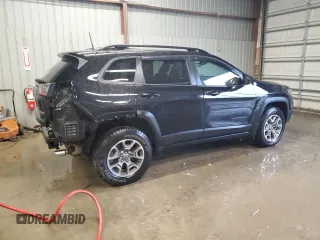 2022 Jeep Cherokee Trailhawk with VIN 1C4PJMBX3ND542576, listed as a Copart auction lot 85100224 with 18,911 mi miles and Salvage Title. Bid and sale history available at carsss.com. Image 3.