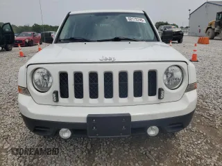 2015 Jeep Patriot Sport with VIN 1C4NJRBB2FD358059, listed as a Copart auction lot 60173745 with 129,984 mi miles and Salvage title. Bid and sale history available at DreamBid. Image 5.