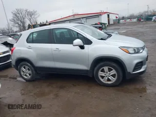 2020 Chevrolet Trax LS with VIN 3GNCJNSBXLL112258, listed as a IAAI auction lot 41657907 with 133,412 mi miles. Bid and sale history available at carsss.com. Image 13.